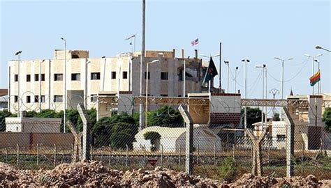 US flag still flies over YPG building in Syria - Turkish Minute