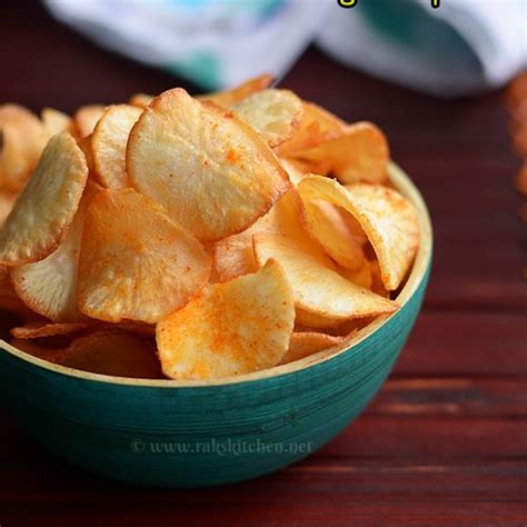 Tapioca chips, how to make tapioca chips - Raks Kitchen