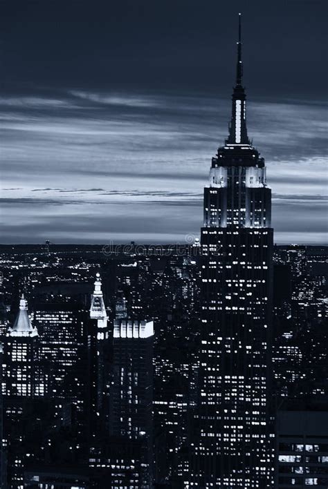 New York City at Night editorial image. Image of building - 17393940