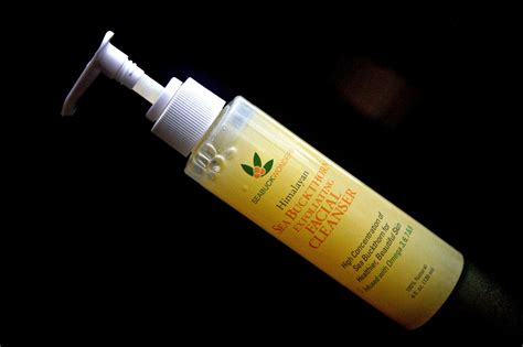 Makeup, Beauty and More: SeabuckWonders - Exfoliating Facial Cleanser & Body Lotion