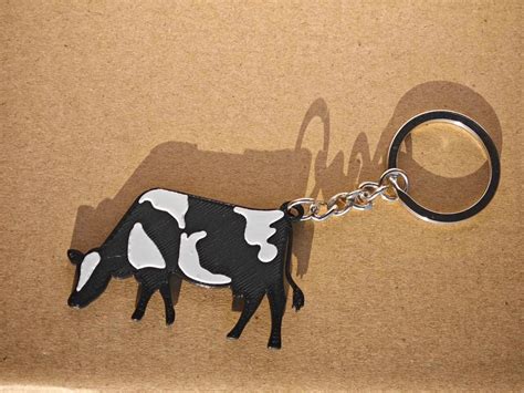 Cow Keychain by everydaynormalguy99 - MakerWorld