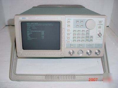 Tektronix AWG2021 arbitrary waveform generator