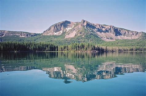 Paulina Lake, Oregon | Oregon trail, Places to see, Central oregon