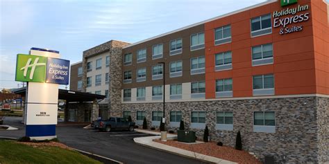 Holiday Inn Express & Suites Pittsburgh - Monroeville Hotel IHG