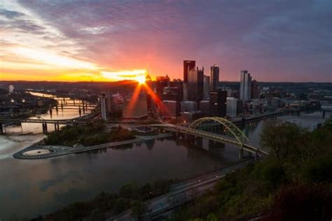 Overlooking Pittsburgh from Mount Washington: The Best Urban Vista in ...