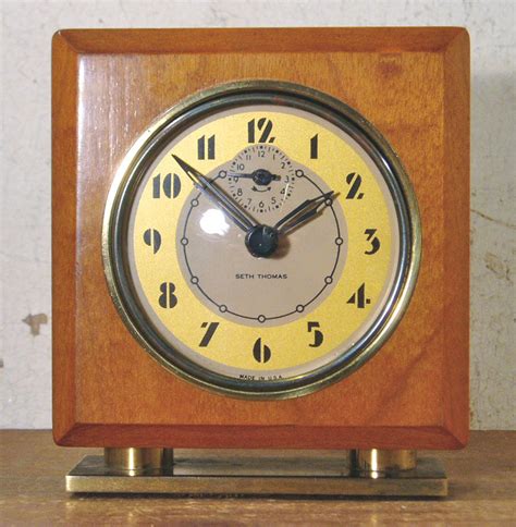 1930's "Art-Deco" Wood Desk Clock - FUNNY SUPPLY