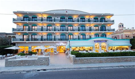 HOTEL TERMINAL - Updated 2024 Prices & Reviews (Santa Maria di Leuca, Italy)