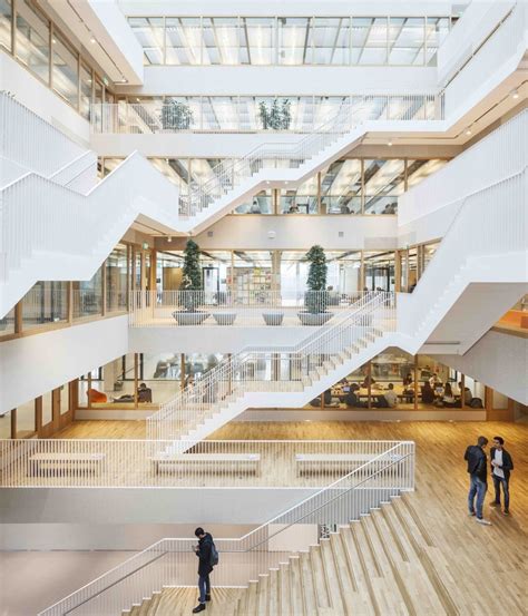 15 Impressive Atriums (And Their Sections) | ArchDaily