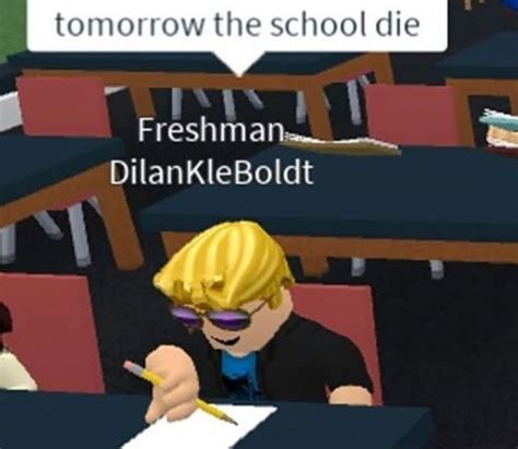 All the other players that have builders club : r/ROBLOXmemes