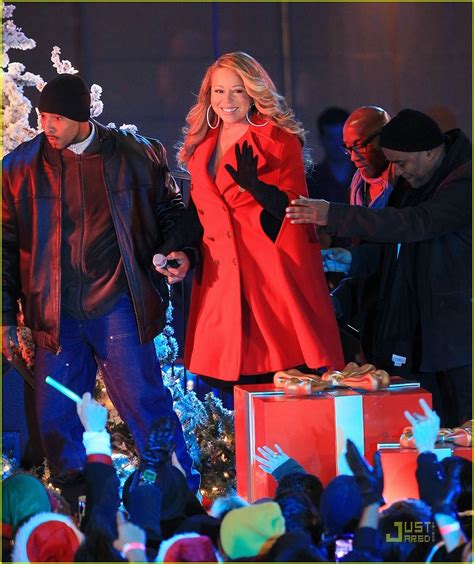 Mariah Carey: Christmas Tree Lighting with Snoopy! - Mariah Carey Photo ...