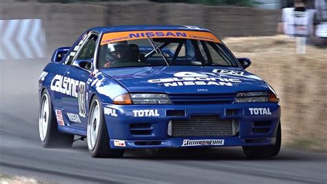 AUTOart: Nissan Skyline GT-R (R32) Group A 1990 Calsonic #12 W/ Driver ...