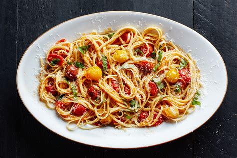 Pasta with 15-Minute Burst Cherry Tomato Sauce Recipe