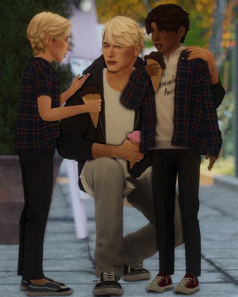 25 Must-have Family Poses For Sims 4 (And How To Add Poses?) — SNOOTYSIMS