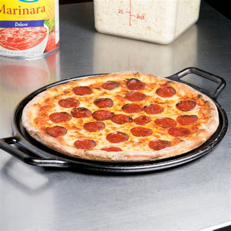 Lodge Pro-Logic P14P3 Pre-Seasoned Cast Iron 14" Baking Pan with Loop ...