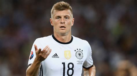 Twitter explodes as Kroos wins it for Germany - The SportsRush