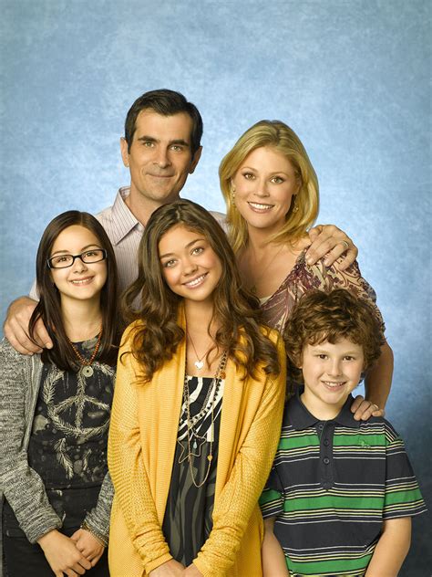 Cast of Modern Family - Modern Family Photo (8289559) - Fanpop