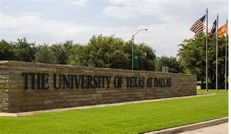 UT Dallas Presidential Achievement Scholarship in USA, 2020