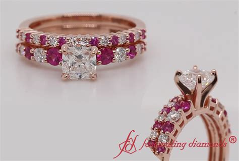 Graduated Cushion Cut Pink Sapphire Bridal Ring Set In Rose Gold | Fascinating Diamonds