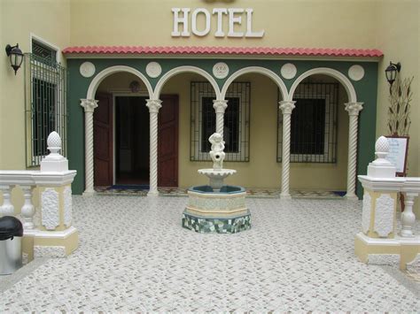 HOTEL AMIRA (AU$100): 2022 Prices & Reviews (Salinas, Ecuador) - Photos ...