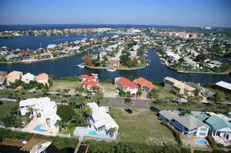 The canals and Tampa Bay in the city of Apollo Beach, FL | Apollo beach, Beach, Favorite places