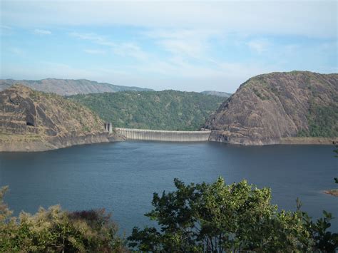 Mesmerize Yourself with Tourist Attractions in Idukki