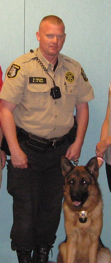 Allegan County sheriff gets new police dog 'Etto' with company's donation - mlive.com