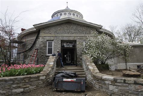 Cincinnati Zoo reviving original building - The Blade