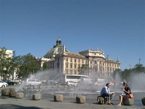 Karlsplatz, Munich. #karlsplatz #münchen #munich #arquitectura # ...