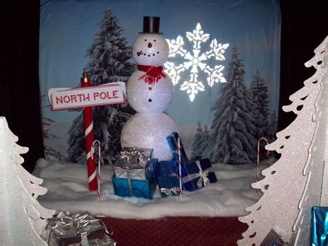 North Pole Snowman | Monte Carlo Productions