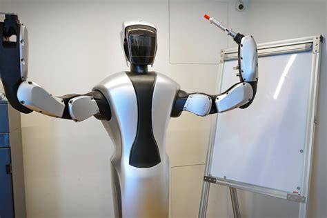 What if Your Favorite Teacher Was a Robot? · Giving Compass