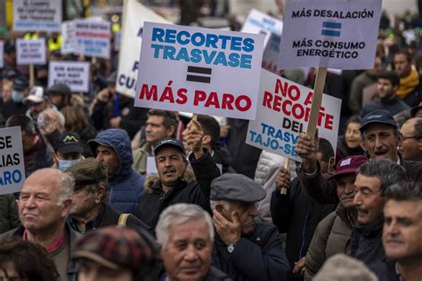 Spanish farmers protest ecological threshold for Tagus River ...