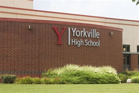 Yorkville SD115 officials working to meet big demand for prom tickets – Shaw Local