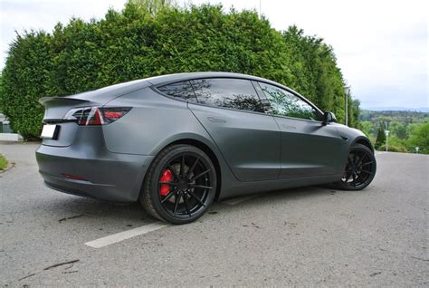 Tesla Model 3 Grey Rohana RFX1 Wheel | Wheel Front