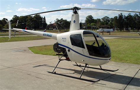 Robinson R22 picture #03 - Barrie Aircraft Museum