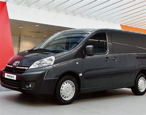 Toyota Proace Panel Van Photos and Specs. Photo: Toyota Proace Panel ...