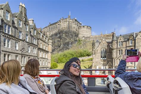 Tour Edinburgh with Scottish Tours