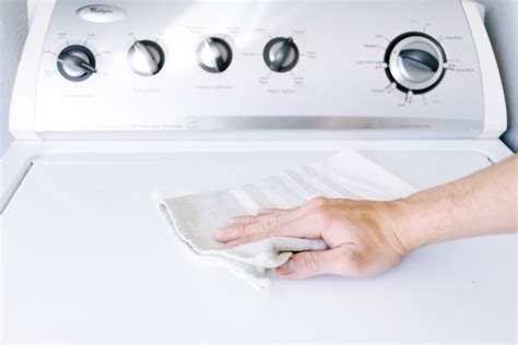 How to Clean a Top Load Washing Machine