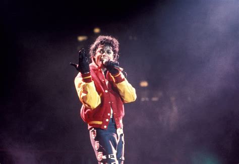 Michael Jackson Thriller Wallpaper - 2000x1374 Wallpaper - teahub.io