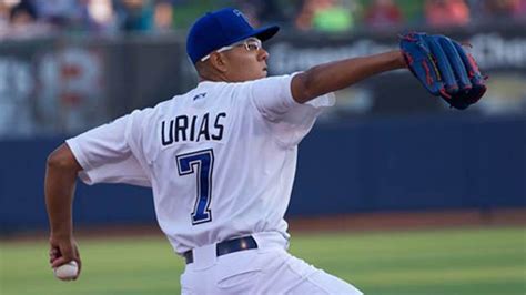 Top Dodgers Prospect Julio Urias Fights Eye Condition To Pursue MLB Dream