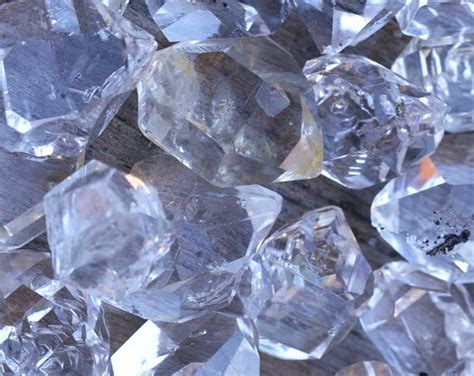 Herkimer Diamond Properties - Uses, Appearance & Formation