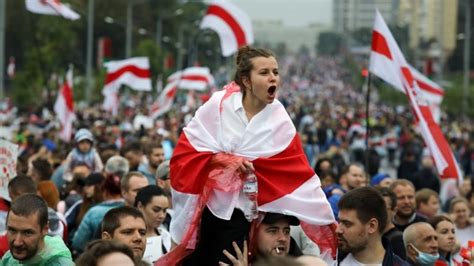 Tens of thousands march in Belarus as protests against president enter ...