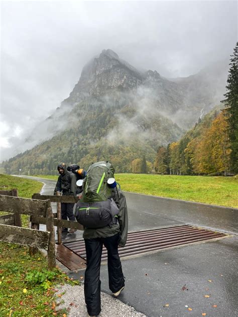 Hiking in Swiss Alps | Hiking europe, Mountain hiking outfit, Hiking girl