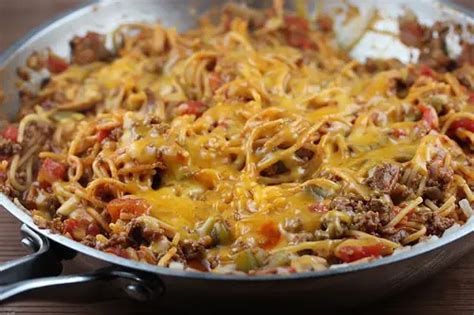 One Pan Skillet Spaghetti Recipe - Cully's Kitchen