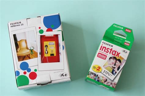 Review: Fujifilm Instax Mini 25 polaroid camera - Bunch of Backpackers