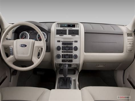 2008 Ford Escape: 11 Interior Photos | U.S. News