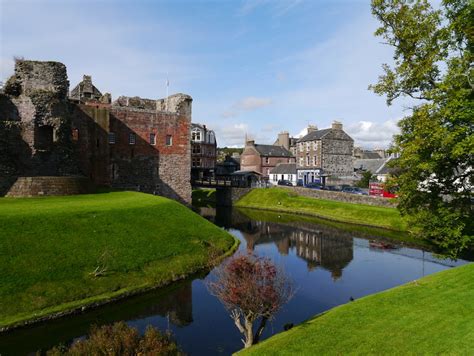 Rothesay Castle © James T M Towill :: Geograph Britain and Ireland