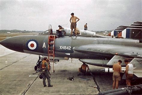 Gloster Javelin XH842 of 60Sqn armed with a De Haviland Firestreak Air to Air Missile. RAF ...