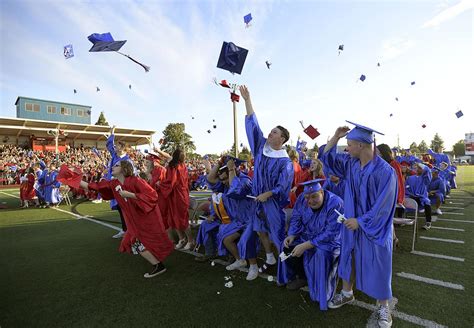 Lebanon High School celebrates Class of 2019 | News | democratherald.com