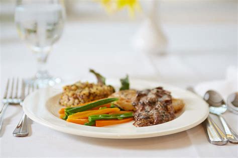 Easy Meals for Seniors to Make on Their Own – The Goodman Group