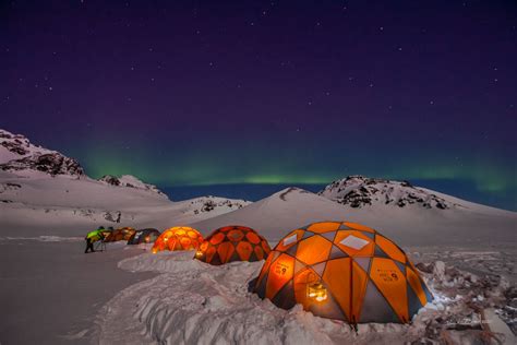 Camping in Iceland - Tiplr